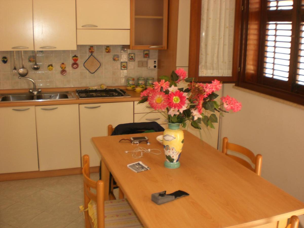 Casa Vacanza Spiaggia Praia Φαβινιάνα Εξωτερικό φωτογραφία